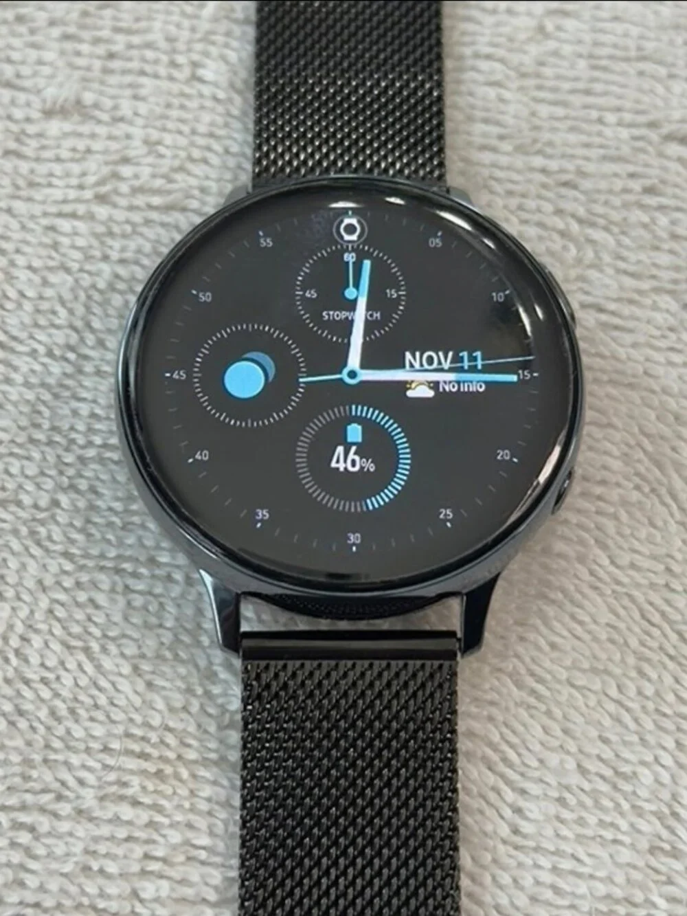 Samsung Galaxy Watch Active 2 44mm LTE Stainless Steel Workouts To Formal Events